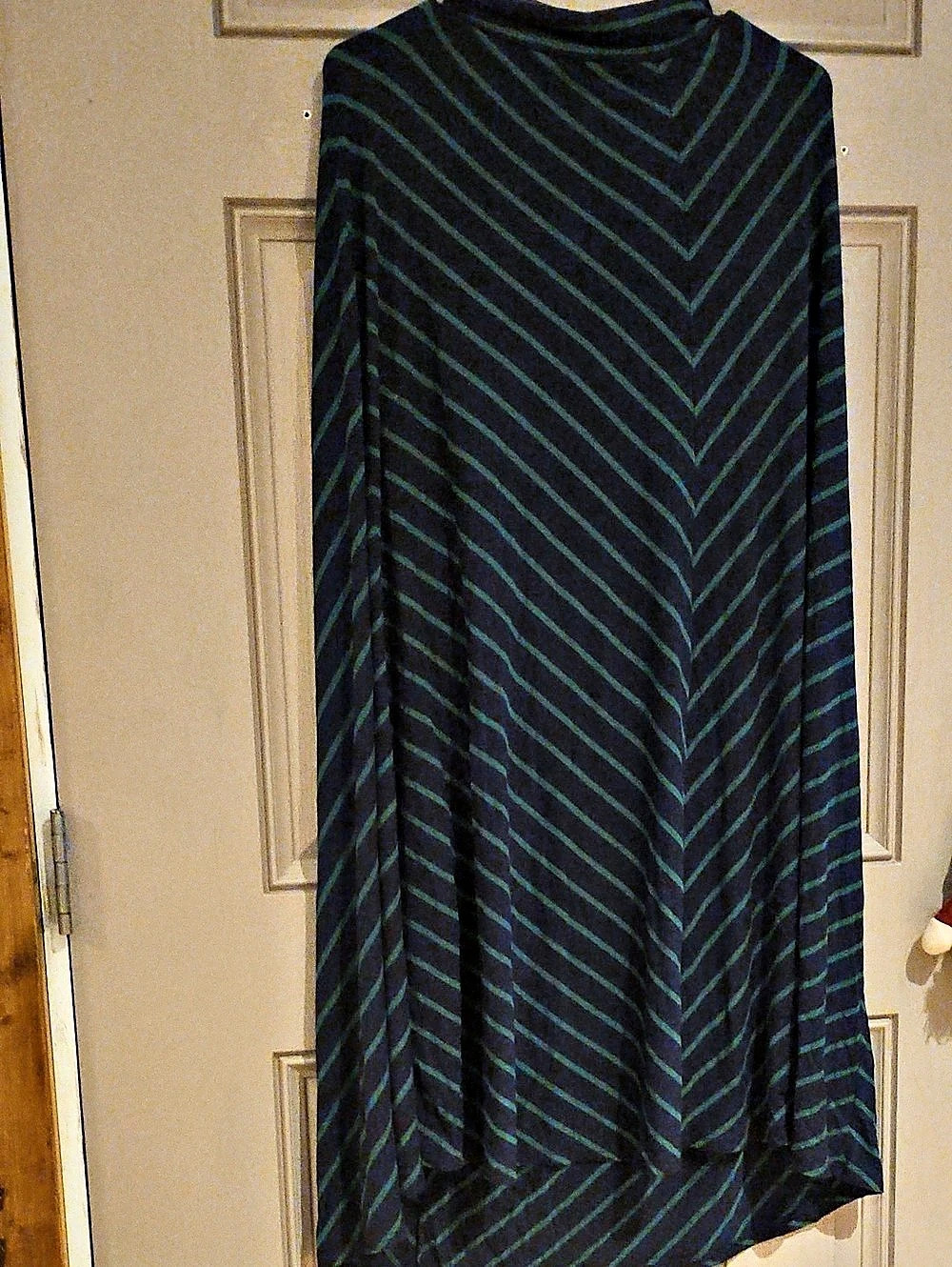 Women's Geometric Maxi Dress in Black & Green Like New